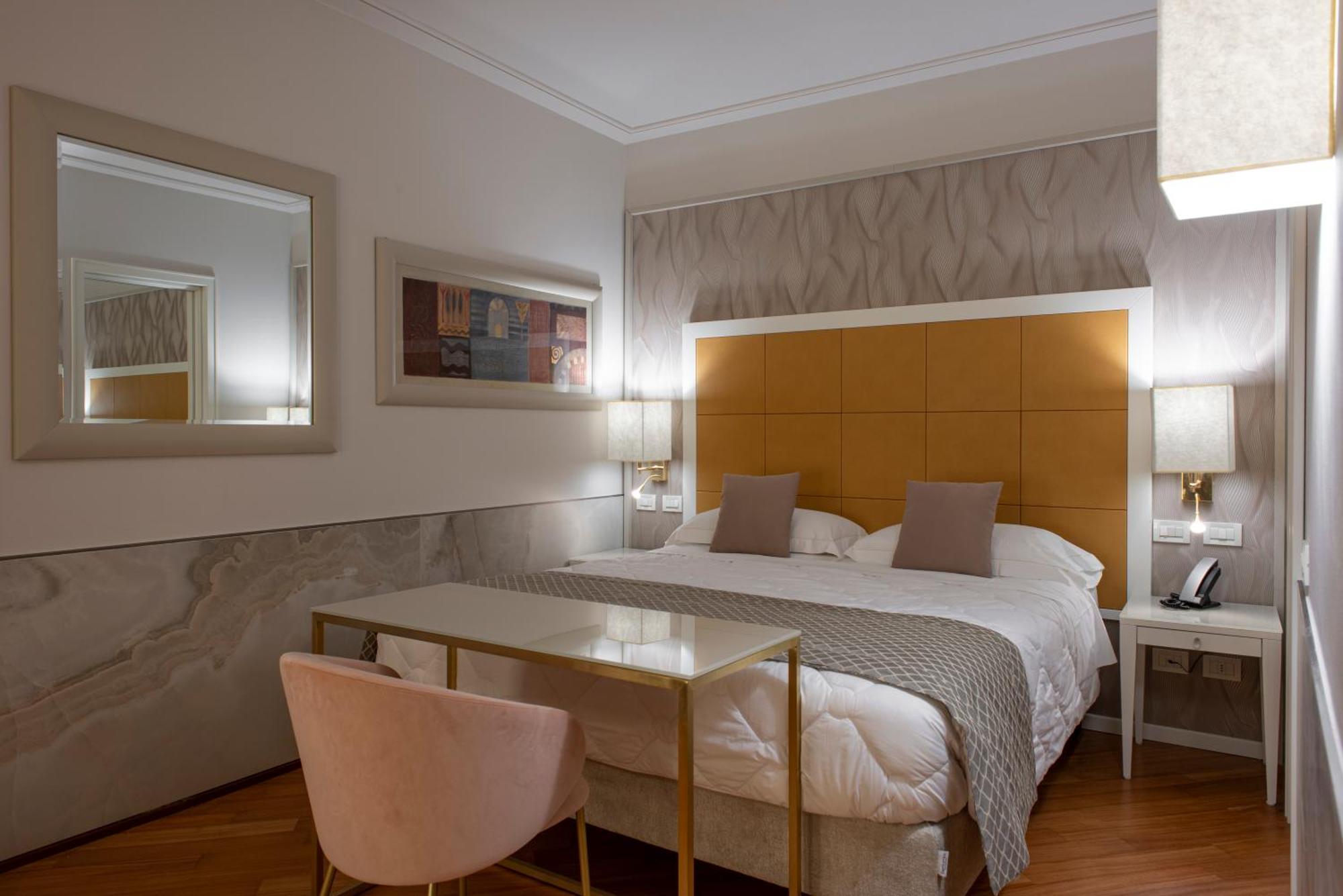 Versilia Palace Hotel Marina di Pietrasanta Eksteriør bilde